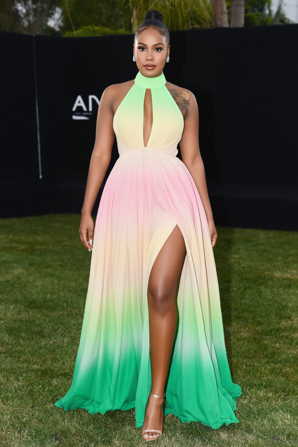 Keyhole Halter Neck Ombre Print Party Maxi Dresses-Multicolor [Pre Order]
