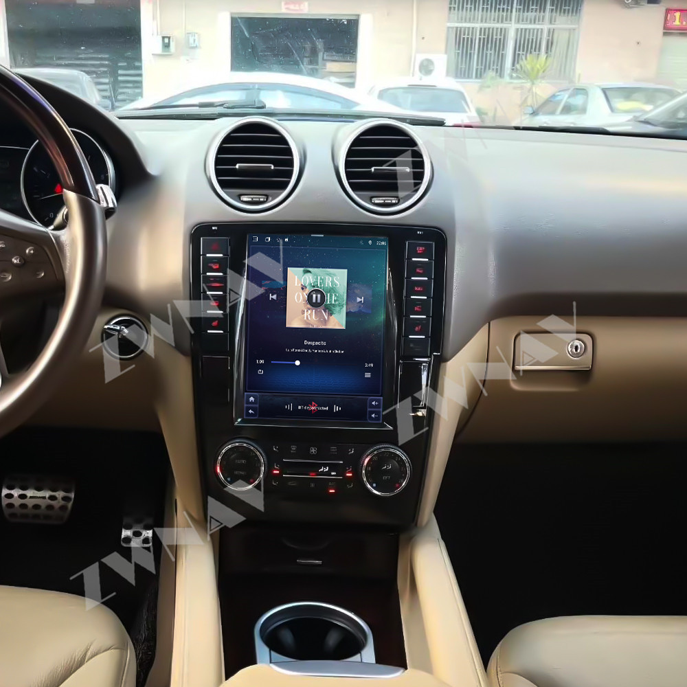 Kuda Console Porta Navigatore In Ecopelle Nera Per Mercedes Classe M (W164) Dal 07/05