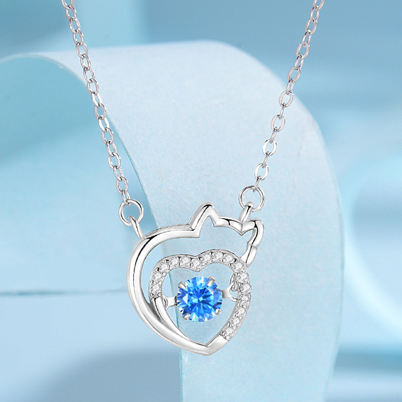 靈動貓咪 · 愛心鋯石項鍊 | 週年紀念禮物 