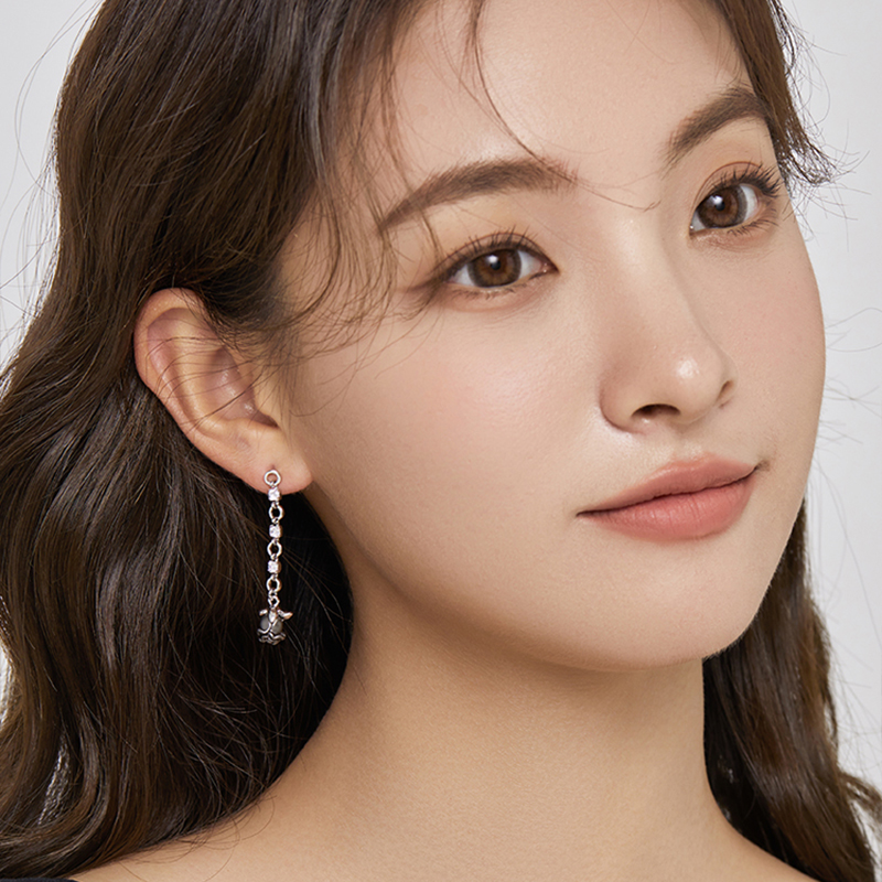 玫瑰戀 · 黑玫瑰不對稱耳飾 | 生日禮物