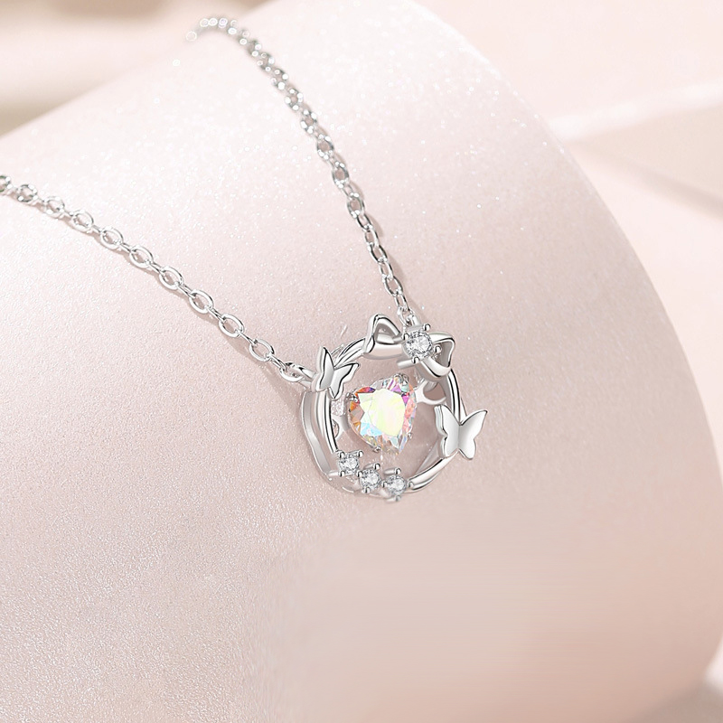 春日蝶梦 · 炫彩愛心項鍊 | 告白禮物推薦