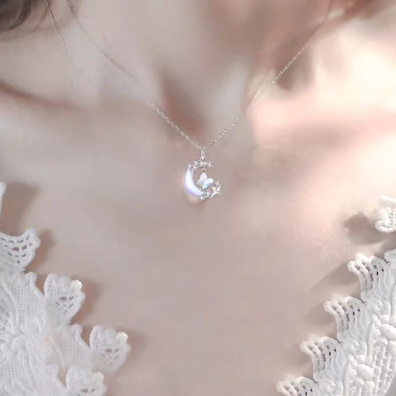 星月蝶影 · 夢幻琉璃石項鍊 | 女友生日禮物