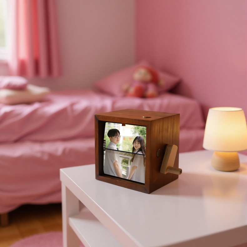 DIY手搖相冊 · 翻頁照片機創意禮物 | 來圖定製