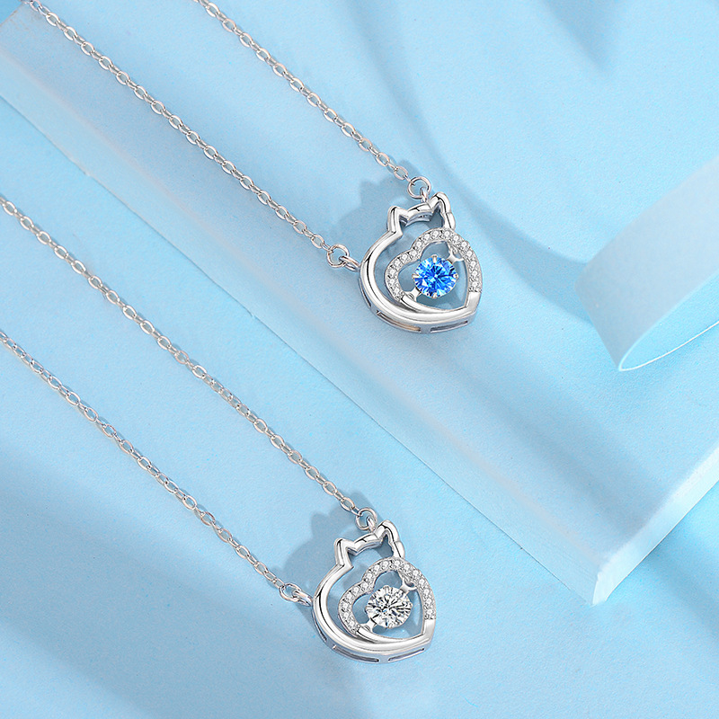 靈動貓咪 · 愛心鋯石項鍊 | 週年紀念禮物 