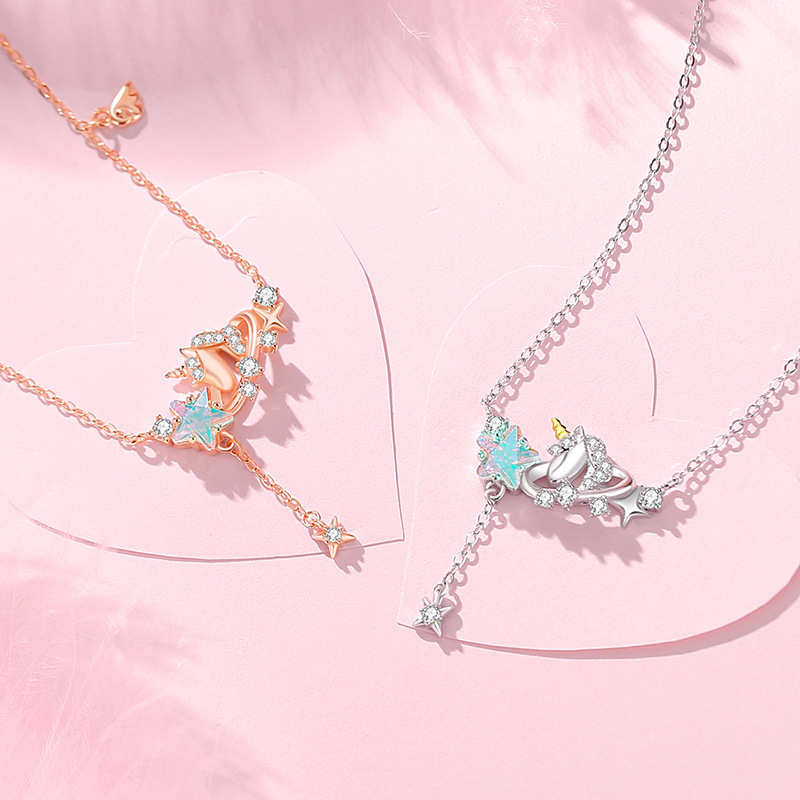 星河獨角獸 · 月光石銀項鍊 | 女友週年紀念禮物 