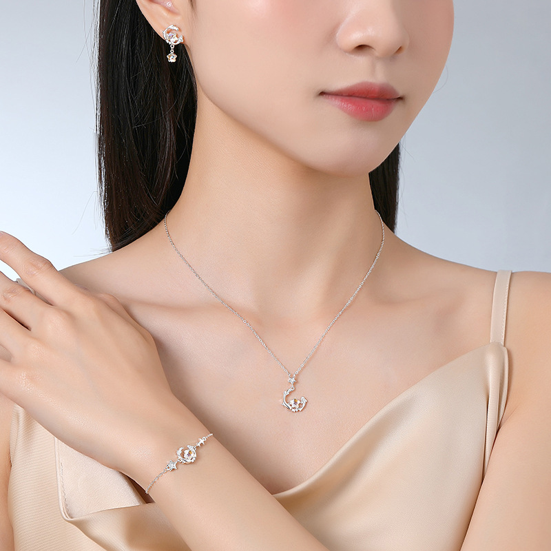 十二星座 · 月光石純銀耳釘 | 生日禮物