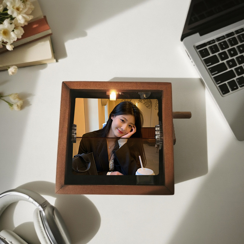 DIY手搖相冊 · 翻頁照片機創意禮物 | 來圖定製