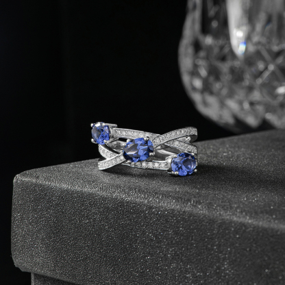 兜兜轉轉 · 莫桑鑽彩色藍寶石戒指 | 結婚週年禮物