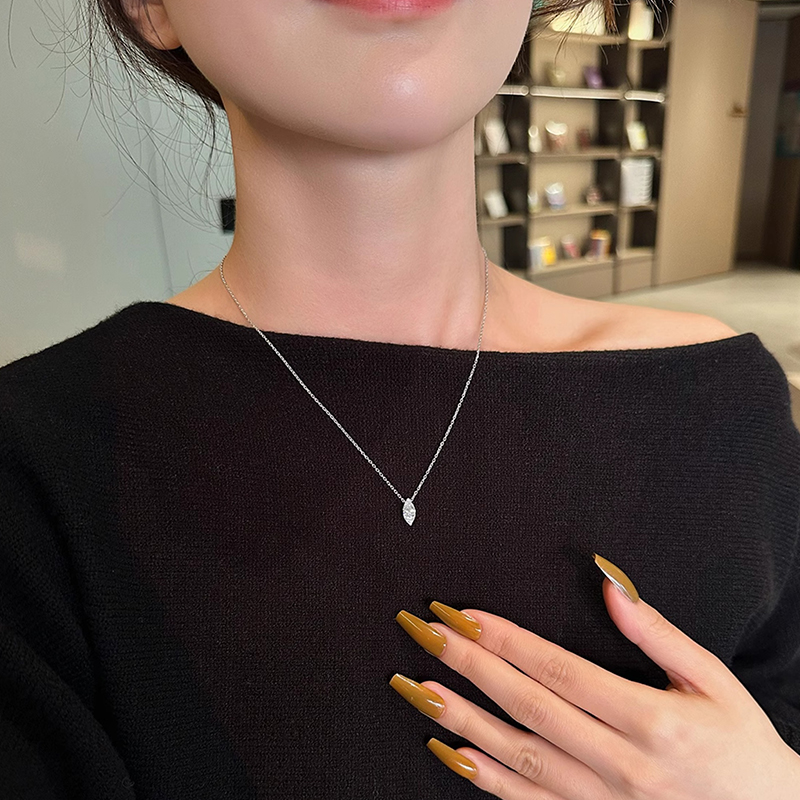 雅韻晶滴 · 1克拉莫桑鑽項鍊 |  紀念日禮物