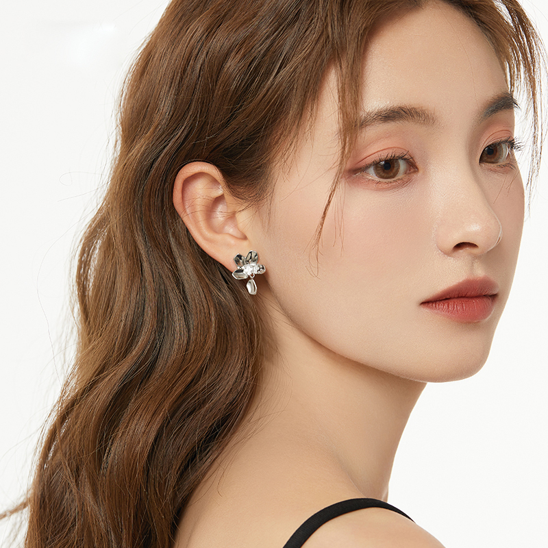 酷感花韵 · 冷淡風甜酷花朵耳飾 | 女朋友禮物