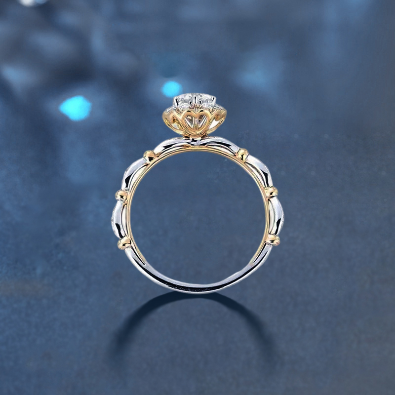 玫瑰手捧花 · S925純銀莫桑鑽戒 | 求婚驚喜 