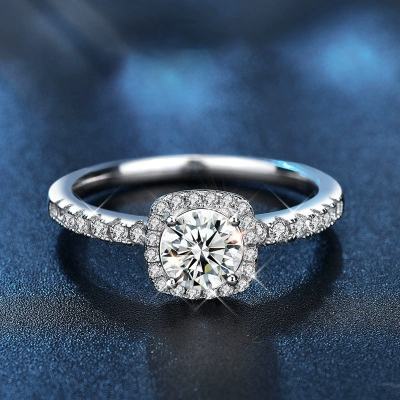 浪漫皎潔 · S925純銀莫桑鑽戒 | 求婚驚喜 