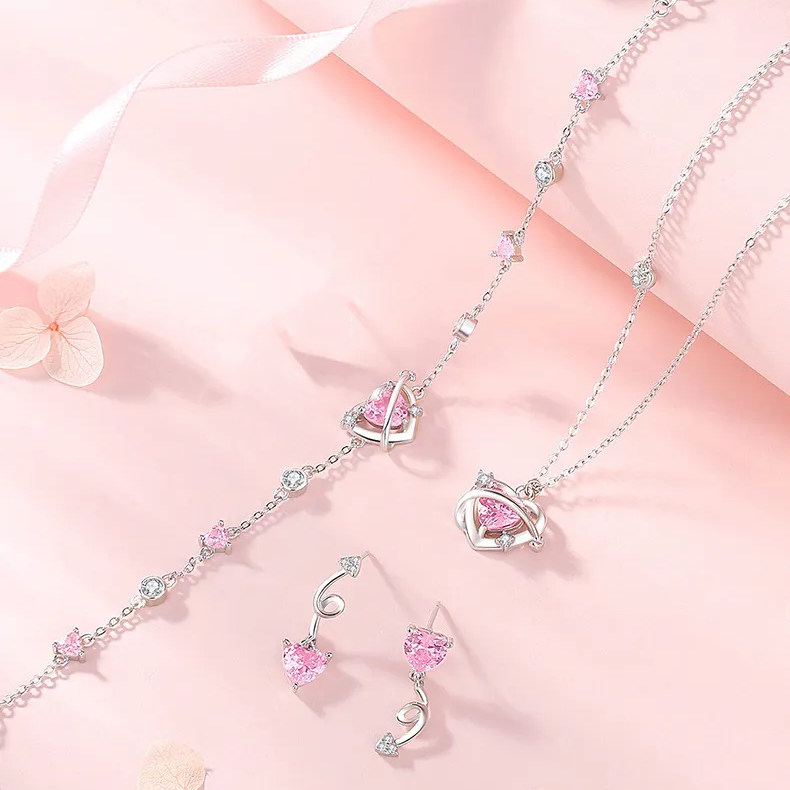 心之所向 · 愛心粉鋯項鍊 | 女生項鍊推薦  