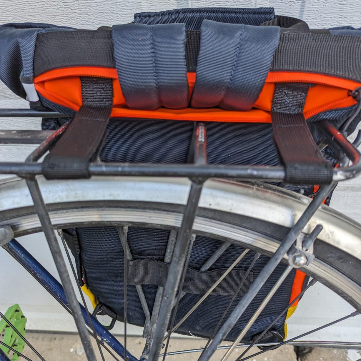 TOURBON Waterproof Nylon Bicycle Single Pannier Laptop Backpack