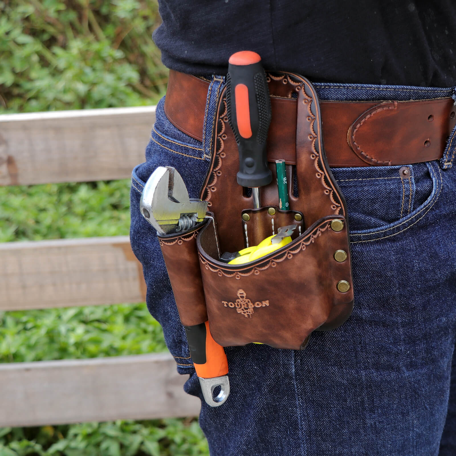 TOURBON Vinage Leather Tape Measure Holder for Belt 