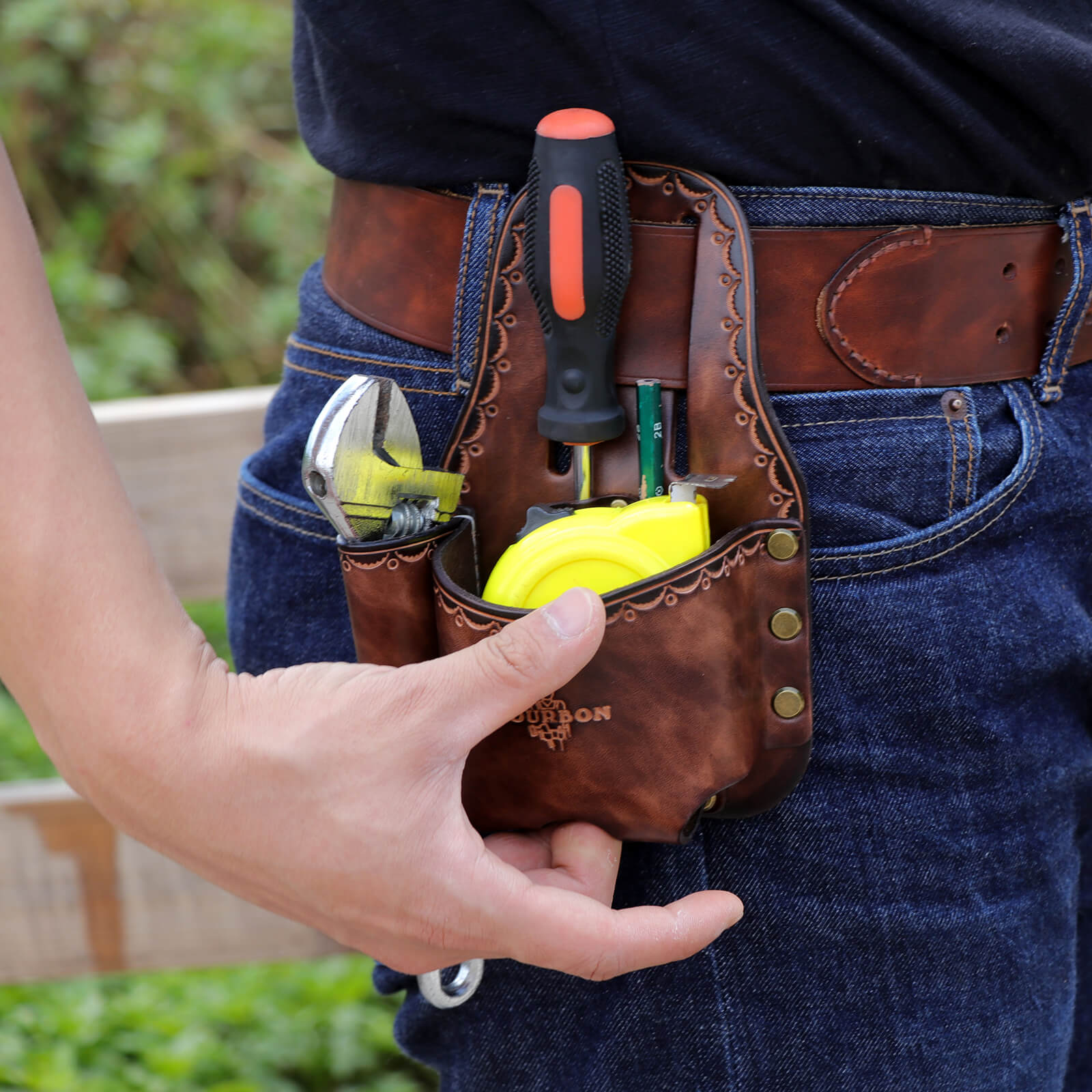 TOURBON Vinage Leather Tape Measure Holder for Belt 