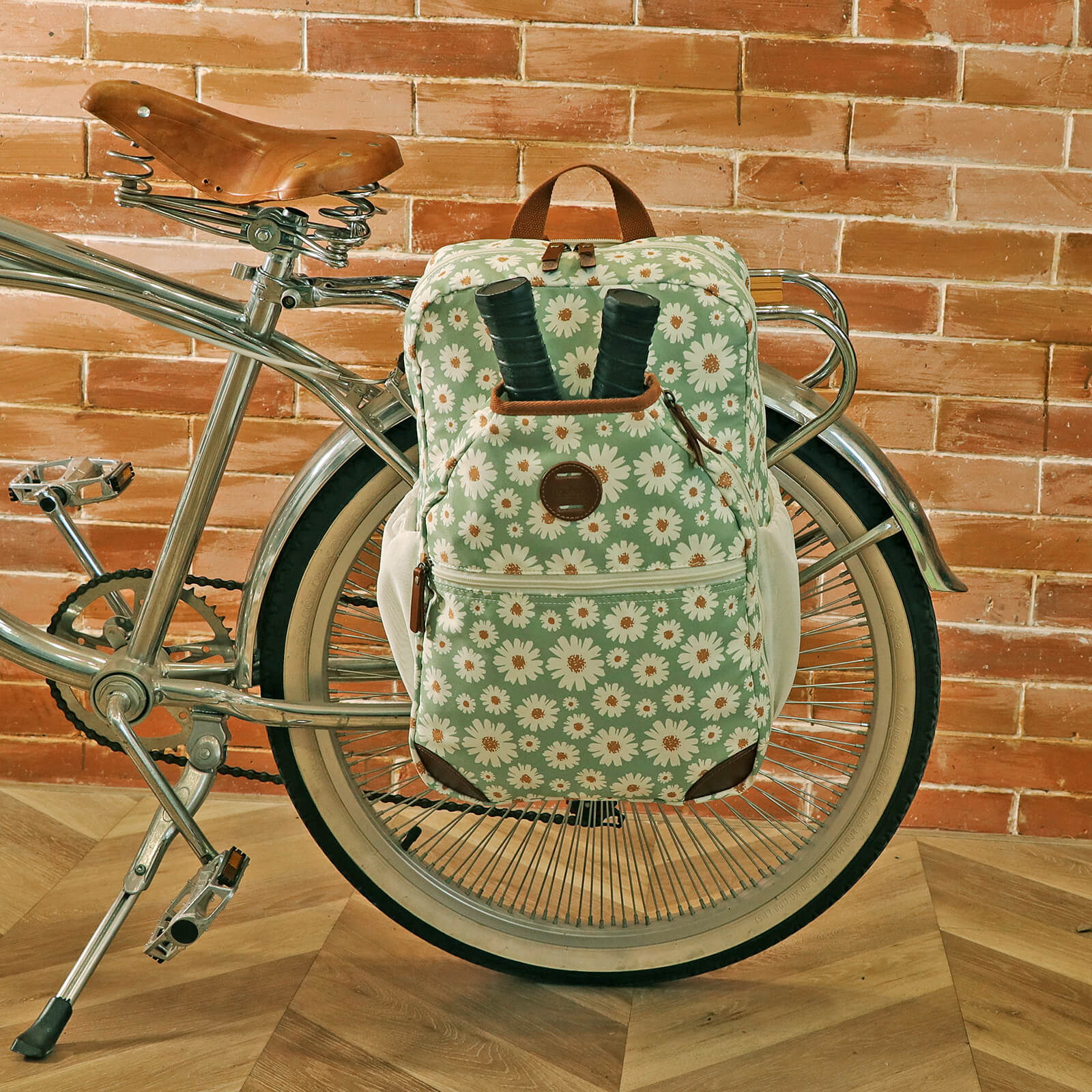 TOURBON Pickleball Paddle Backpack Clip-on Bike Pannier Rear Rack