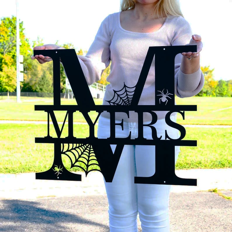 🎁Hot Sale 49% OFF- Personalized Halloween Family Name Metal Sign