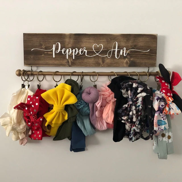 Personalized Headband & Bow Holder, Wooden Decor House | Kindlytoys