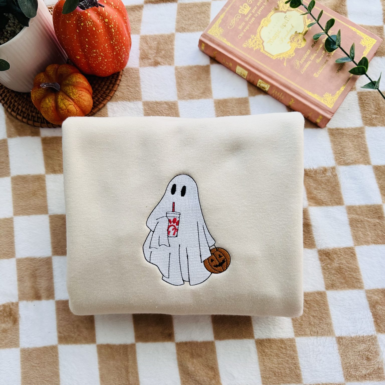 遜Ghost Drinking Embroidered Sweatshirt遜