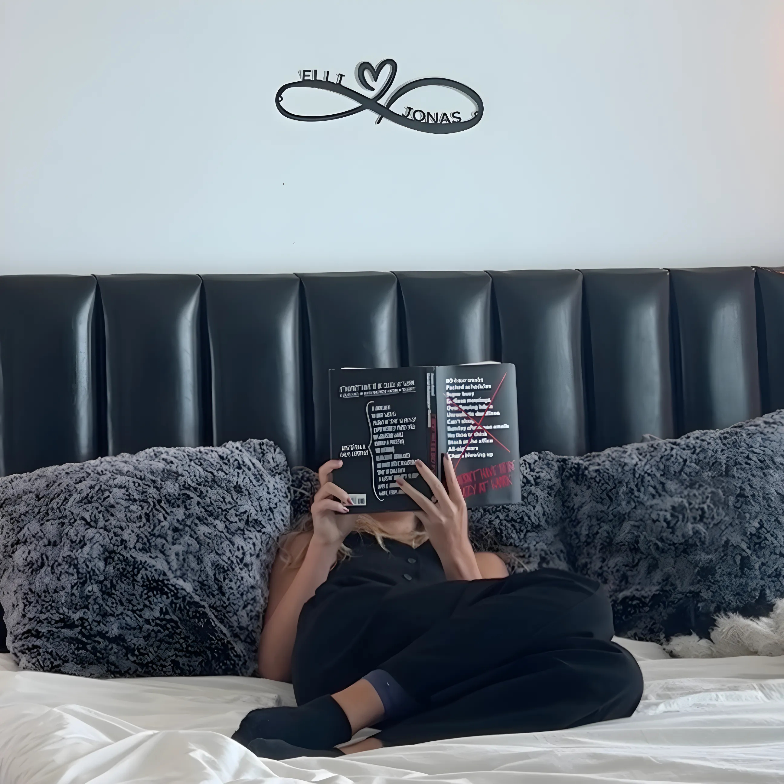 Personalized Infinity Heart Metal Name Sign for Your Love & Anniversary Gift