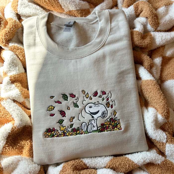 Vintage Embroidered Fall Sweatshirt Inspired Halloween Peanuts Snoopy Pumpkin