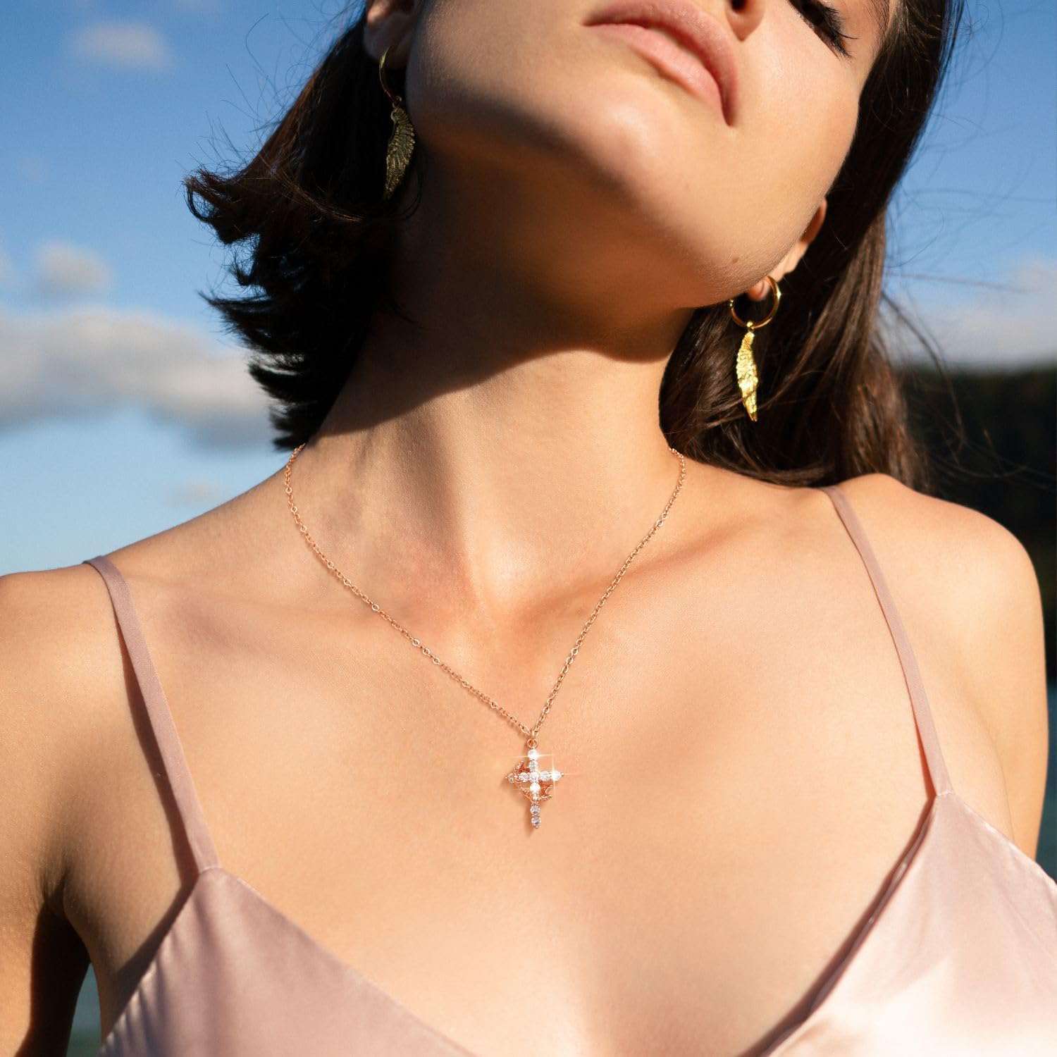 ❤️Rotatable Crown Cross Pendant Necklace❤️