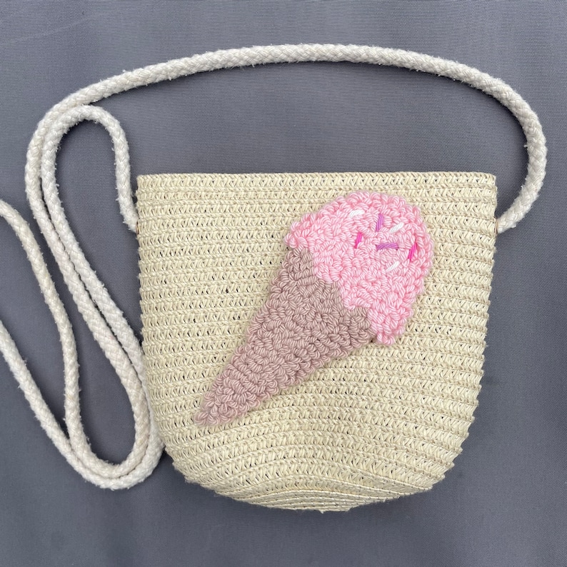 Straw bags for children with punch needle decoration