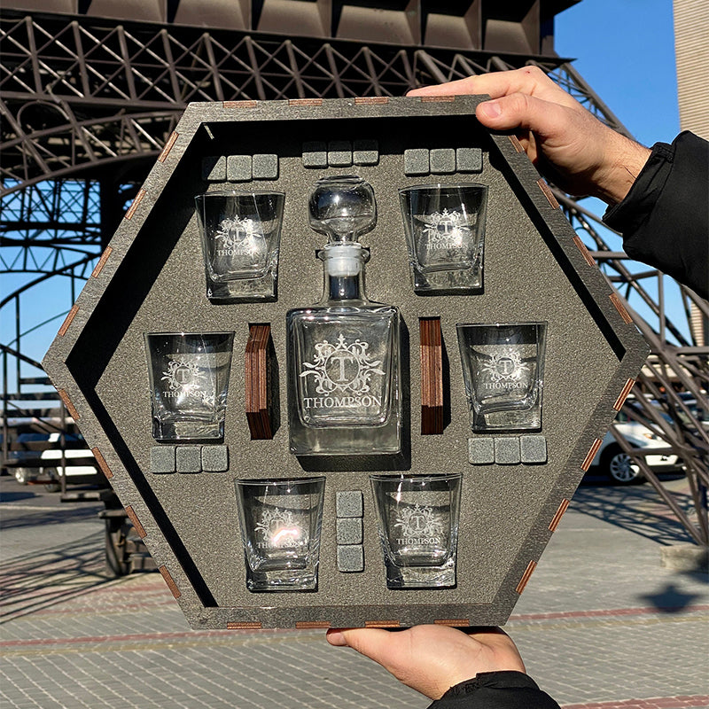 Whiskey Decanter Set, Engraved decanter, Christmas Gift, Personalized Whiskey Gift