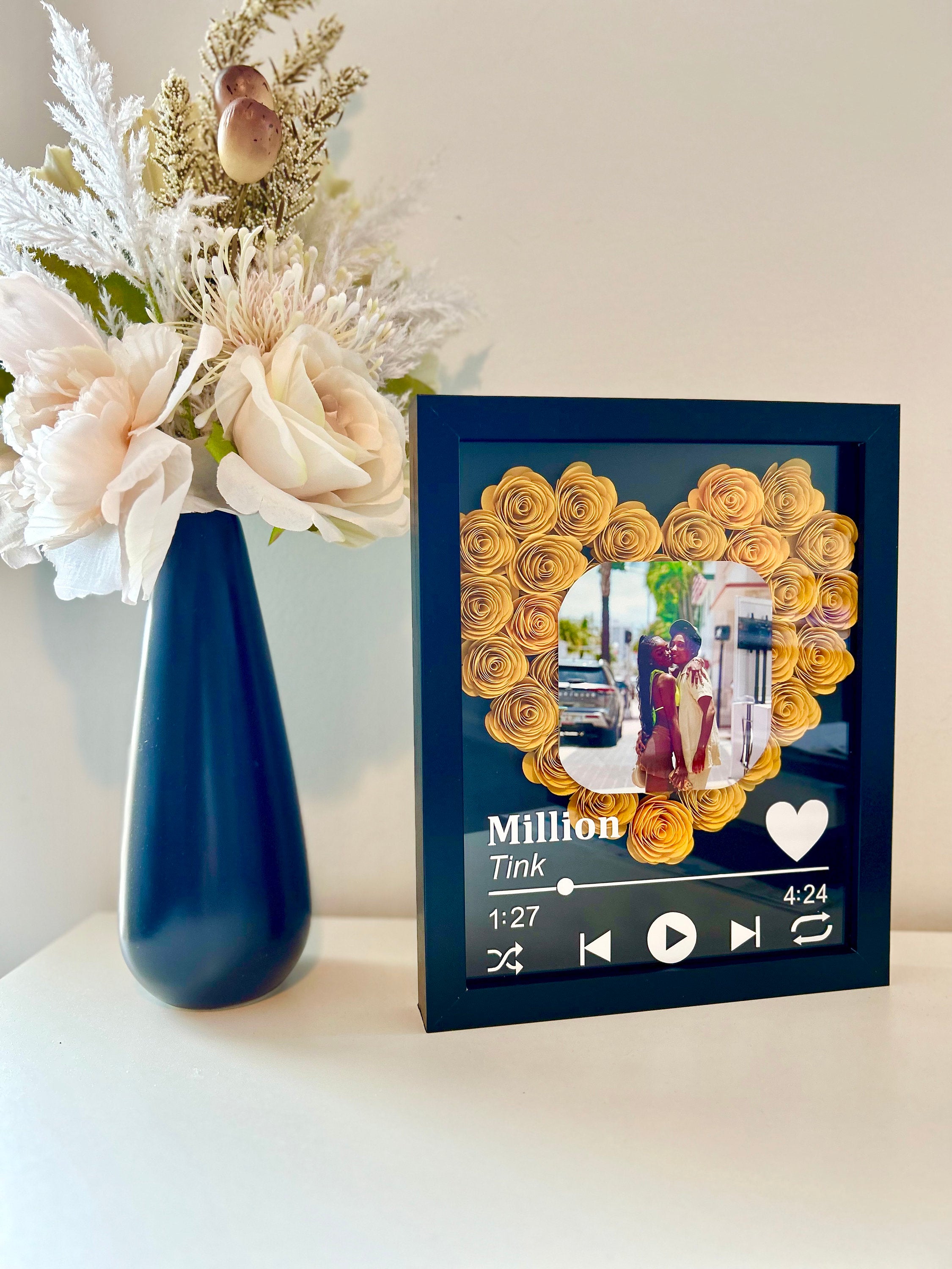 Personalized Roses Flower Shadow Box With Couple Photo For Wedding Anniversary Valentine's Day