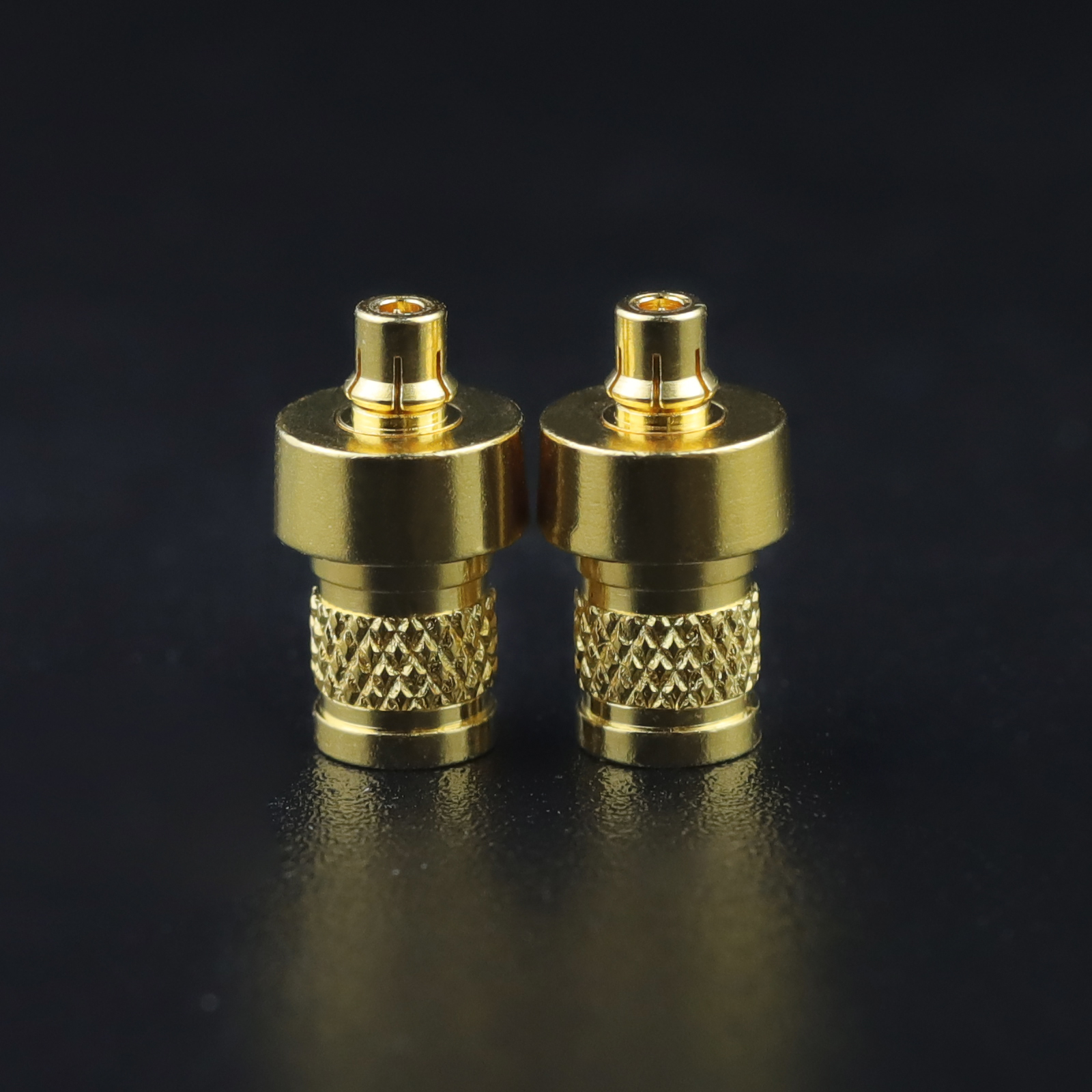 okcsc mmcx (リケーブル側) to M9 (イヤホン側) 金属アダプター 金属コネクター 千住銀入り錫はんだ 金メッキプラグ 統合成形技術 音質劣化なし簡潔 精緻 線材テスト作業用 ミニタイプ