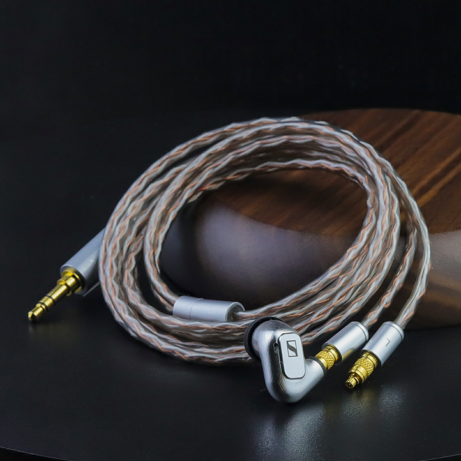 okcsc mmcx (リケーブル側) to IE900 (イヤホン側) 金属アダプター 金属コネクター 千住銀入り錫はんだ 金メッキプラグ 統合成形技術  精緻 線材テスト作業用 ミニタイプ SENNHEISER ゼンハイザー IE200 IE300 IE600 IE900 などに適応