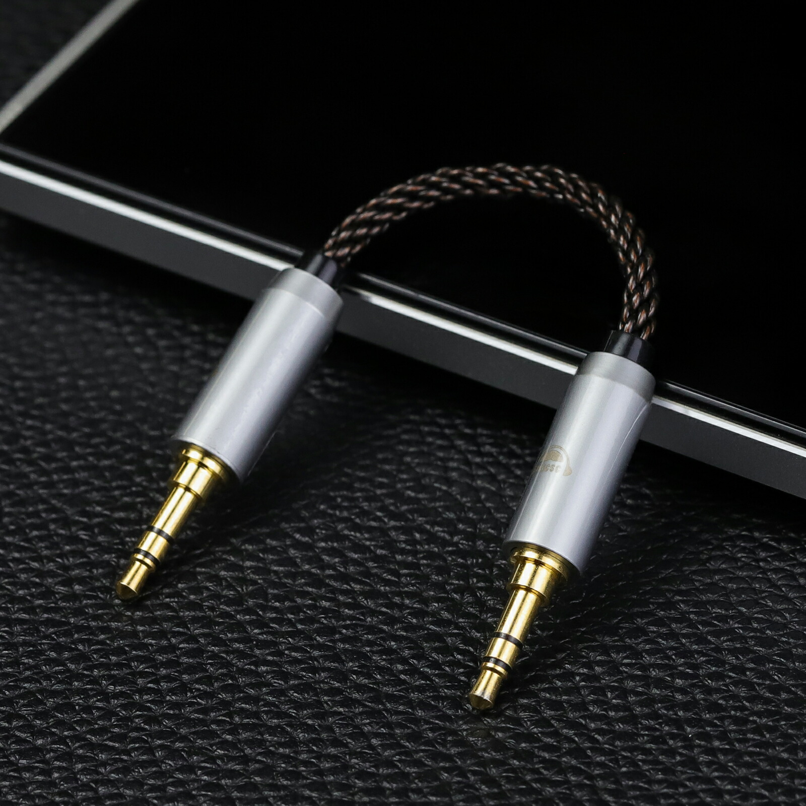 okcsc AUX8 オーディオケーブル 変換ケーブル イヤホンジャック 変換 2.5mm 3.5mm 3.5mmPRO 4.4mm（オス）- 2.5mm 3.5mm 4.4mm（オス） 8芯 OFC 金メッキ イヤホン・ヘッドホン、アンプ、オーディオプレーヤー等に適用