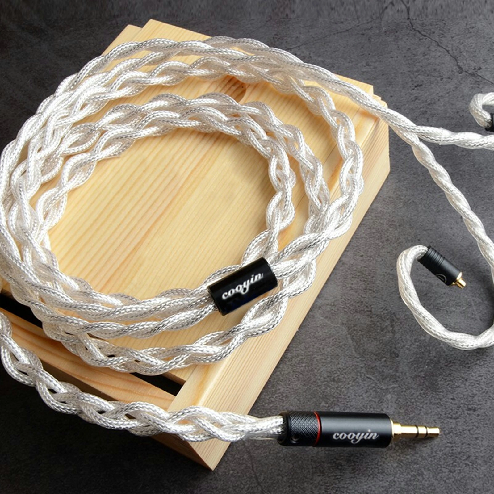 cooyin リケーブル 2pin 0.78mm MMCX イヤホンケーブル アップグレードケーブル 銀メッキ単結晶銅 4芯 金メッキプラグ 2.5mm ストレート型 Shure SE846・SE535・SE215 Sony MDR-Z1R・MDR-Z7・MDR-Z7M2 等に対応