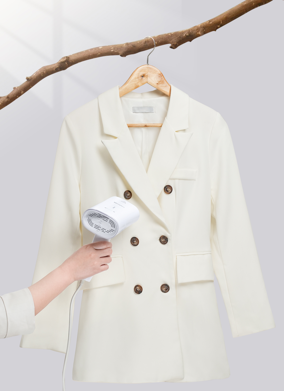 User Manual - Handheld Garment Steamer GTJH017