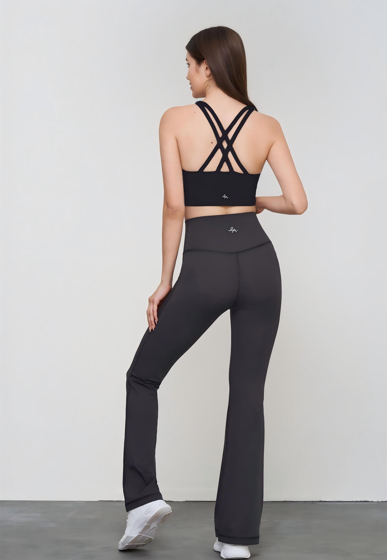 Knockout Free Flare legging