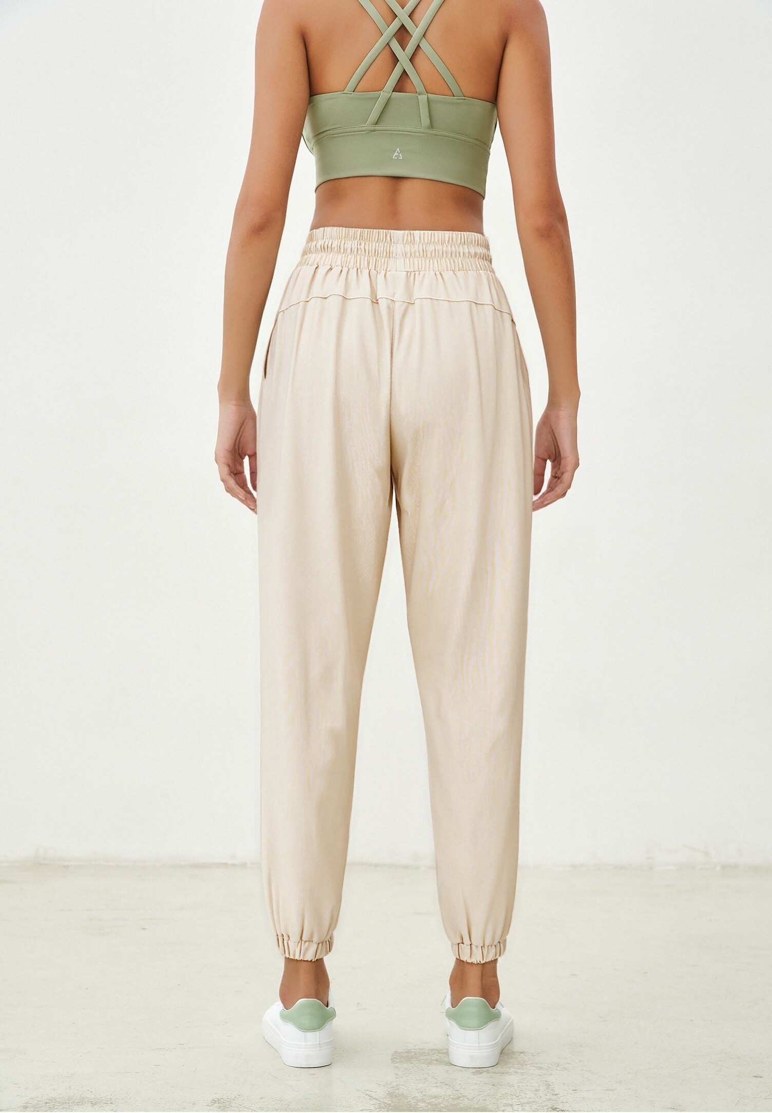 Chill-Out High Waist Jogger