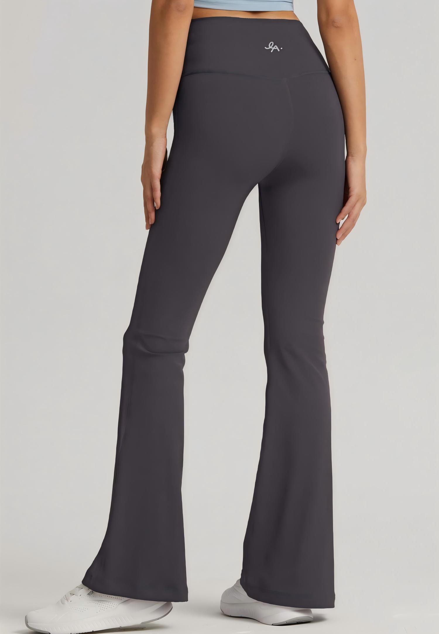 Knockout Free Flare legging