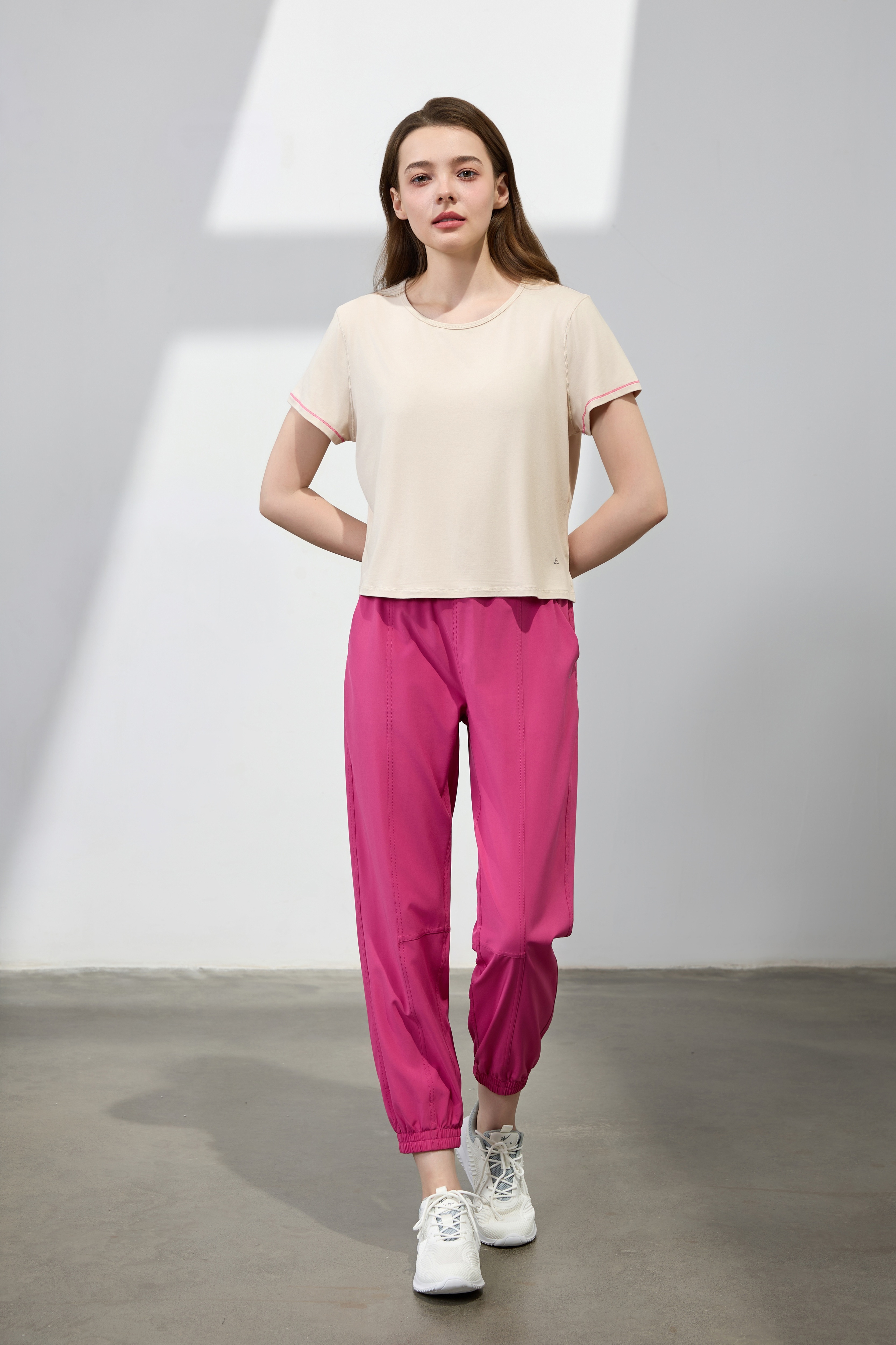 Everyday Contrast Stitch Tee