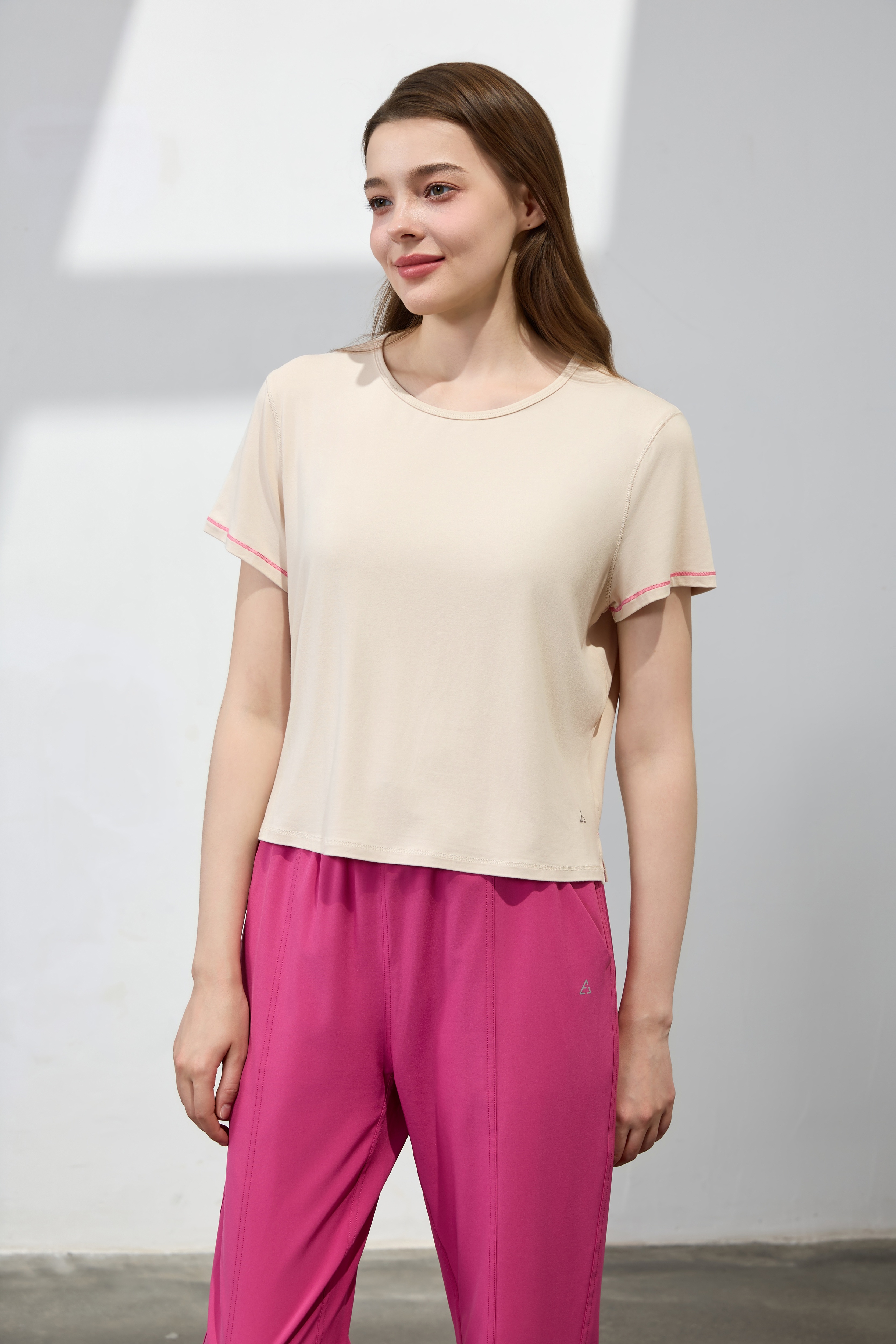 Everyday Contrast Stitch Tee