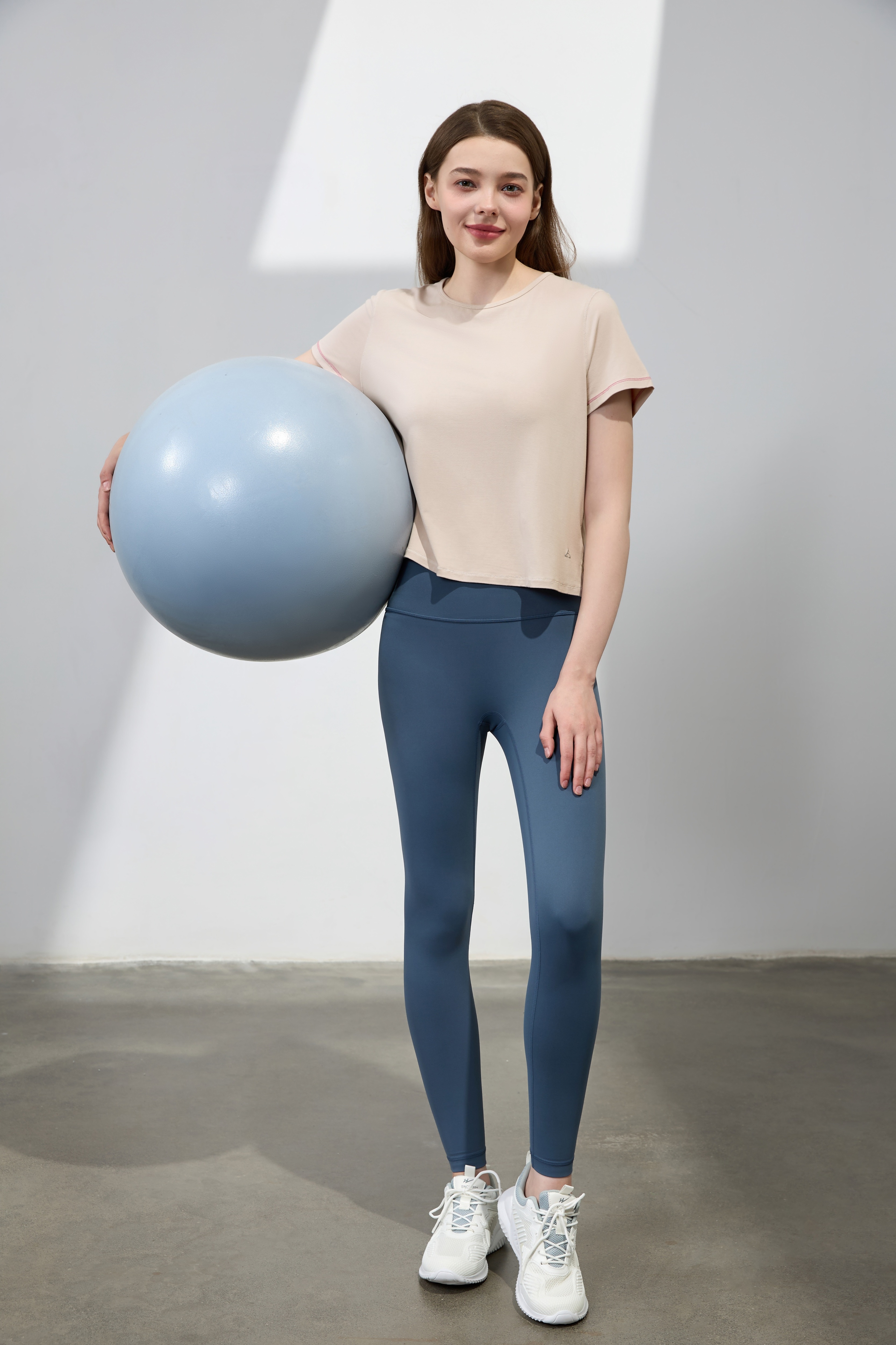 Everyday Contrast Stitch Tee