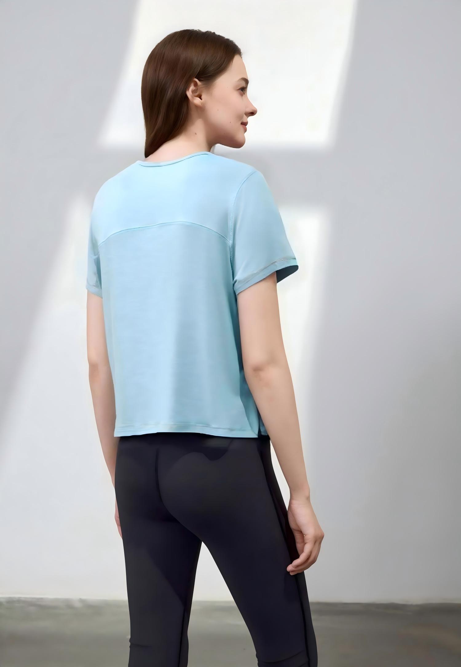 Everyday Contrast Stitch Tee