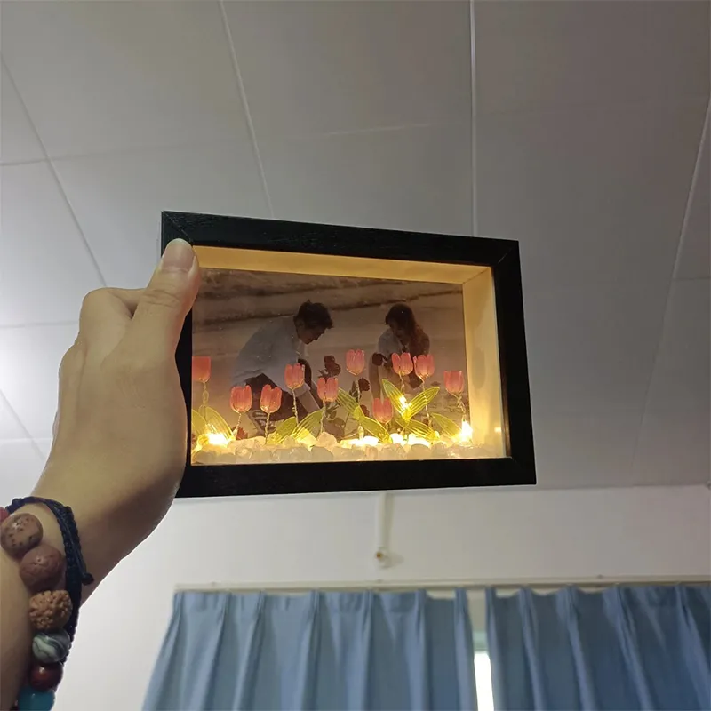 ⭐⭐⭐訂製鬱金香小夜燈——情侶/風景照/全家福/寫真照，開燈是畫，關燈是普通鏡子！