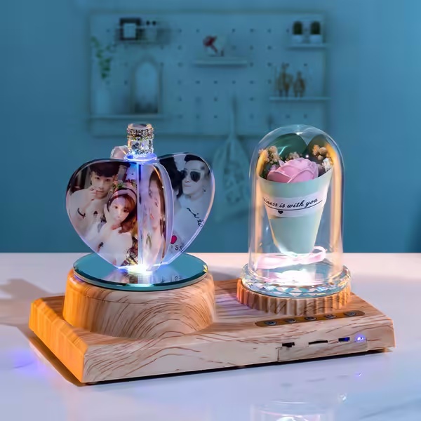 永生花旋轉水晶底座—寓意對你的愛永不凋零