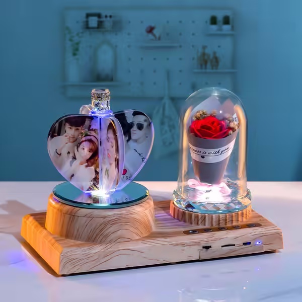 永生花旋轉水晶底座—寓意對你的愛永不凋零