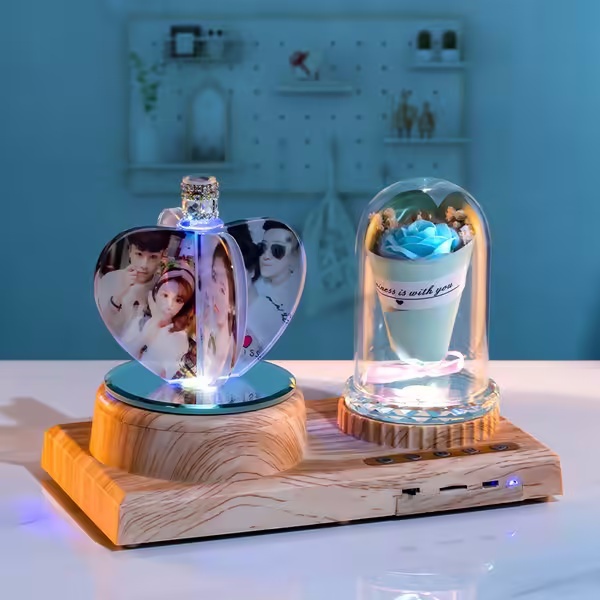 永生花旋轉水晶底座—寓意對你的愛永不凋零