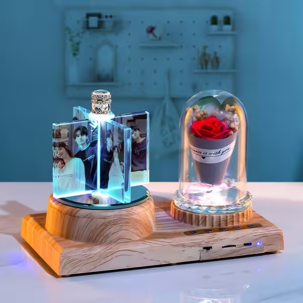 永生花旋轉水晶底座—寓意對你的愛永不凋零