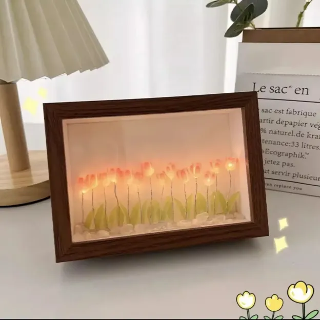 ⭐⭐⭐訂製鬱金香小夜燈——情侶/風景照/全家福/寫真照，開燈是畫，關燈是普通鏡子！