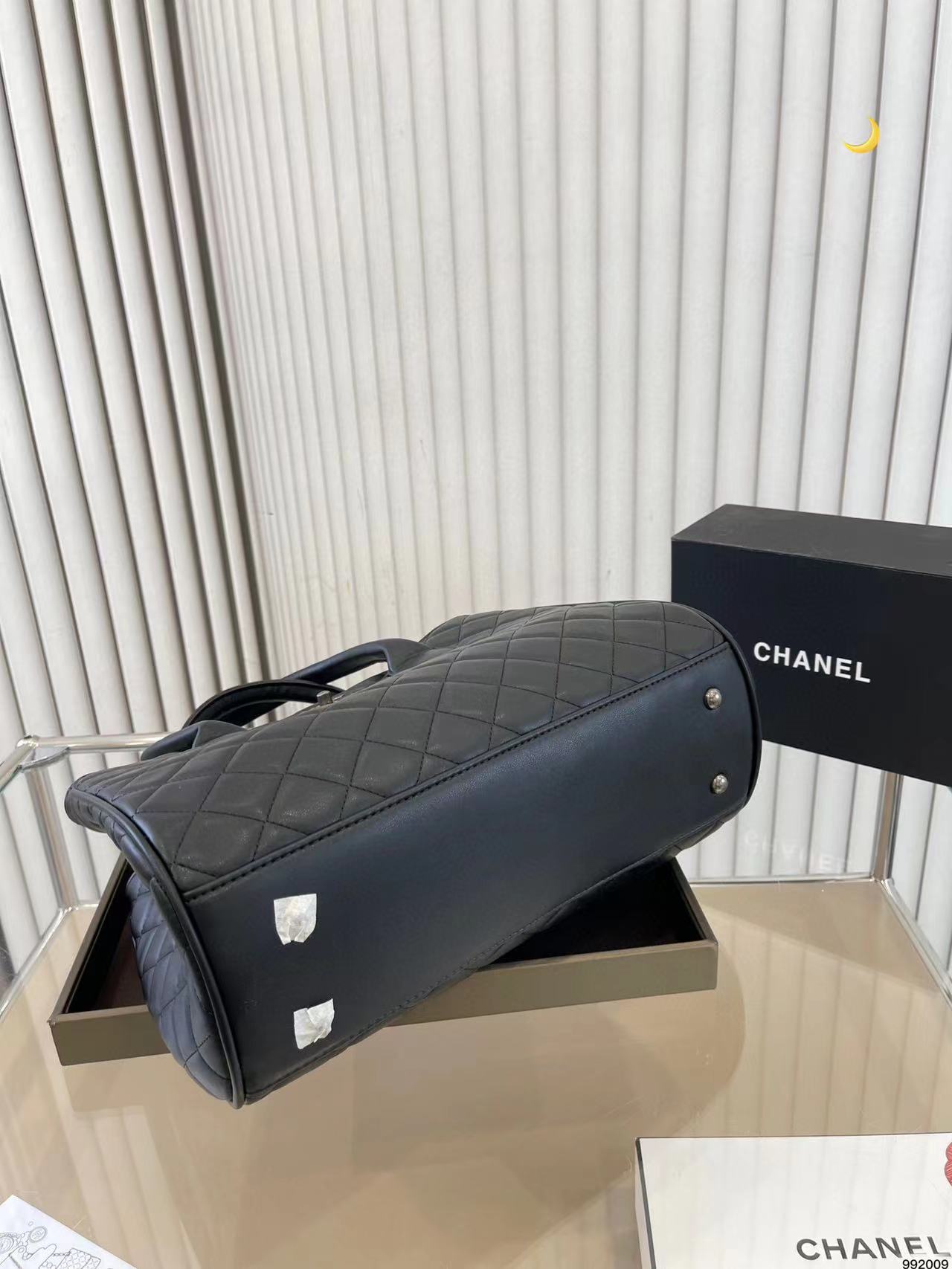 CHANE1 チェーンハンドバッグ【50％割引+送料無料】