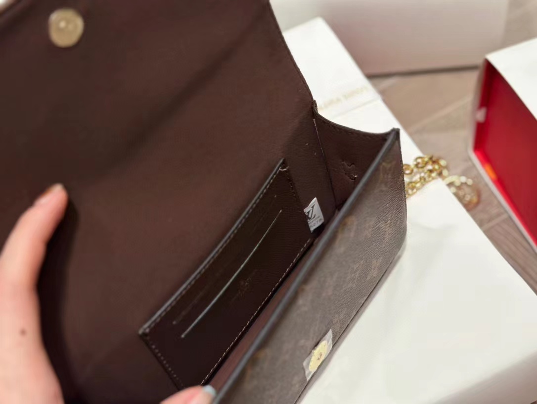 LV老眼チェーン脇下バッグ【50％割引+送料無料】